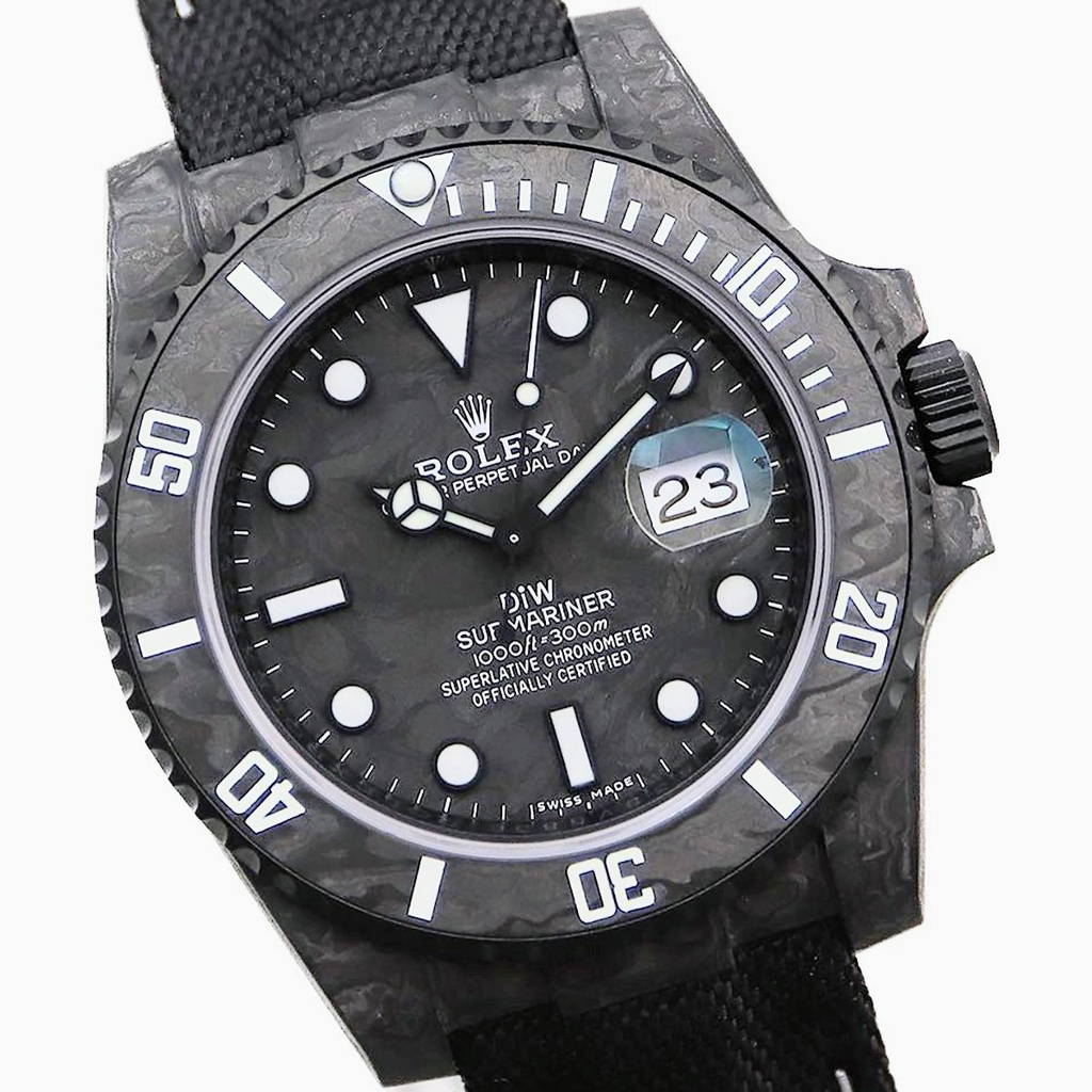 DIW-Submariner-All-Carbon-Black-2-2.jpg