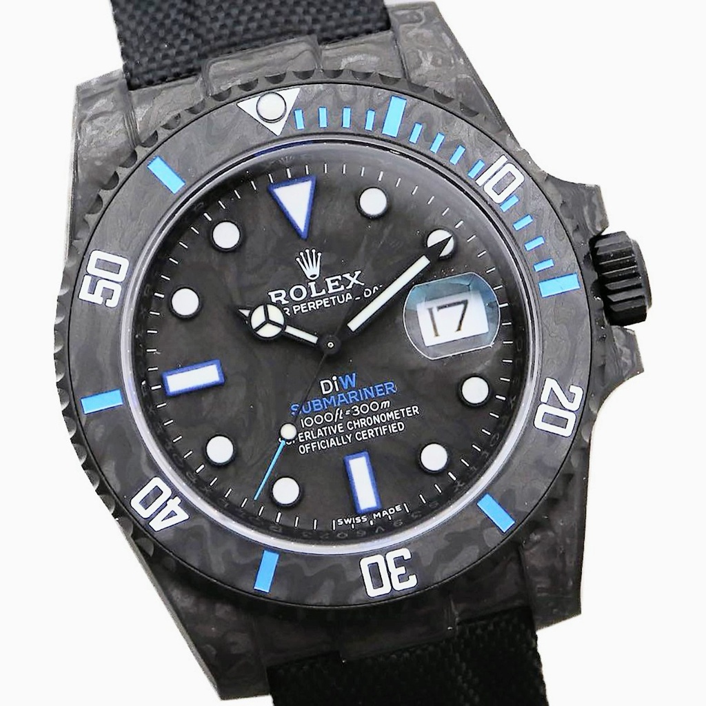 DIW-Submariner-Carbon-Blue-2-1.jpg