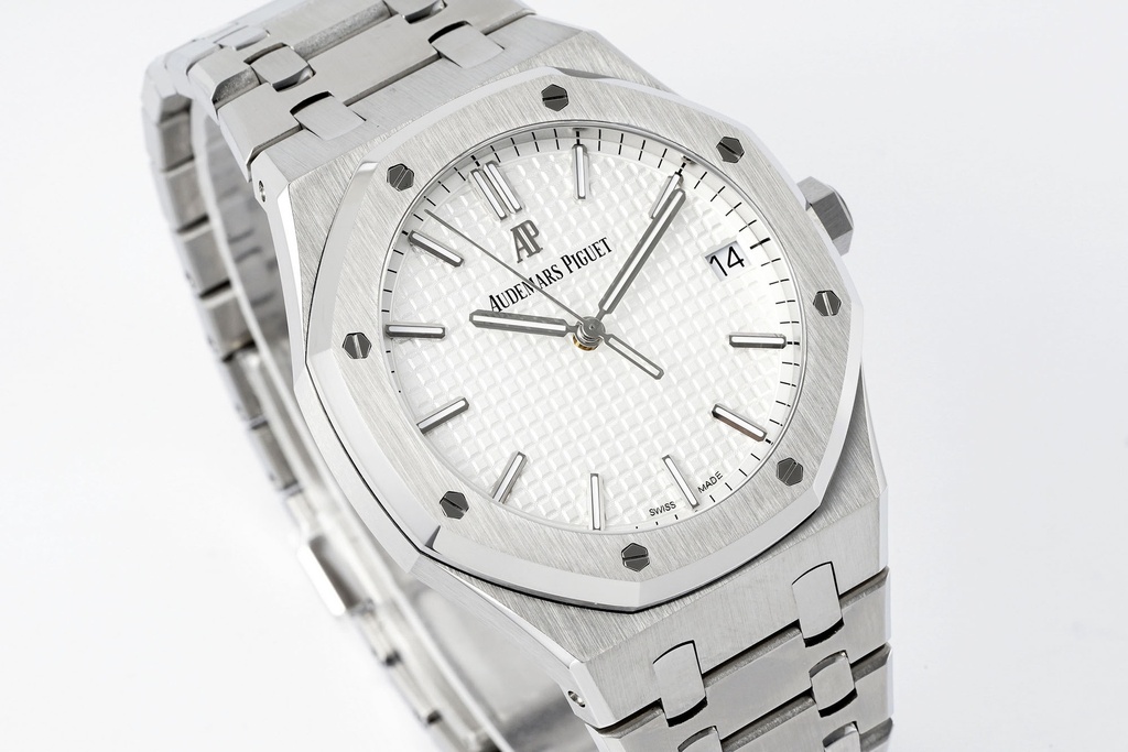 Royal Oak 15510, 41mm, “50th Anniversary”, White Dial on Stainless Steel Bracelet