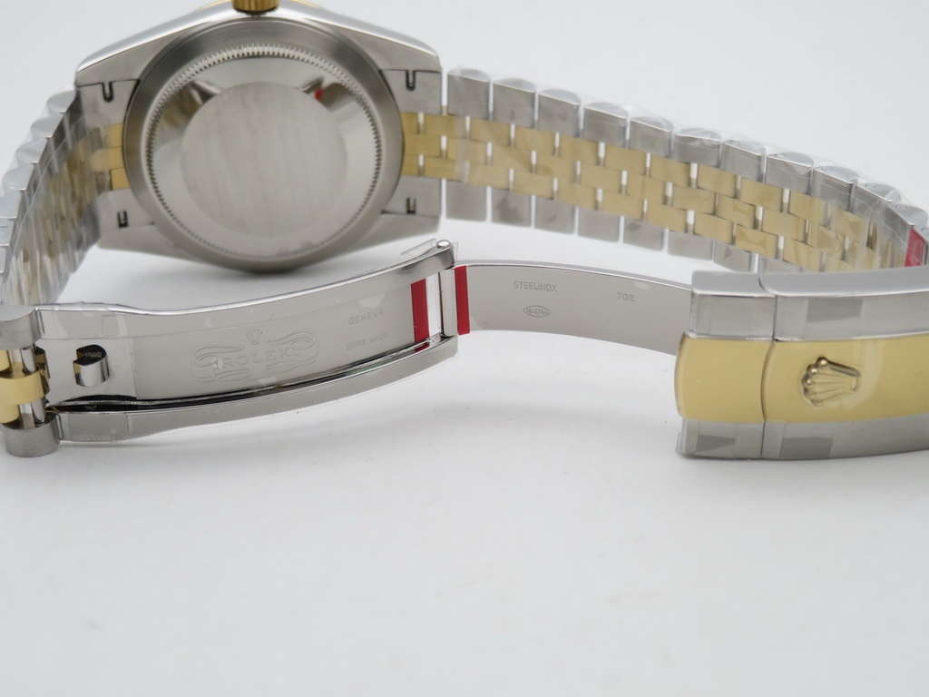 DateJust 126233, 36mm, Gold Plated, White Dial, Roman Markers on Jubilee Bracelet