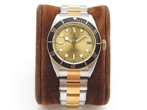 Heritage Black Bay, ZF, YG Dial on SS/YG Bracelet, A2824